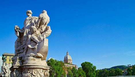 意大利布林迪西_意大利旅游_意大利风情_意大利语学习网