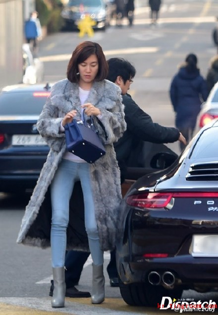 韩国2015新年一号情侣:影帝李政宰与三星集团前“太子妃” 林世玲恋情曝光_韩国明星_韩国娱乐_韩语学习网