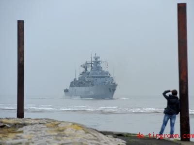  Mit diesem Schiff hat die Bundeswehr gegen Piraten gekämpft. Foto: Ingo Wagner/dpa 