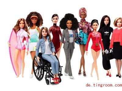  Es ganz verschiedene Barbie-Puppen: einige können Surfen, andere sind Models oder Geschäftsfrauen. Foto: Mattel/dpa 