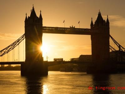  Die Tower Bridge in der britischen Hauptstadt Lo<em></em>ndon ist sehr berühmt. Am So<em></em>nntag feiert sie ihren 125. Geburtstag. Foto: Vickie Flores/Lo<em></em>ndon News Pictures via ZUMA/dpa 