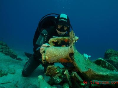  Auf dem Meeresboden fanden Taucher einige Schätze. Foto: Anastasis Agathos/Kulturministerium Athen/dpa 