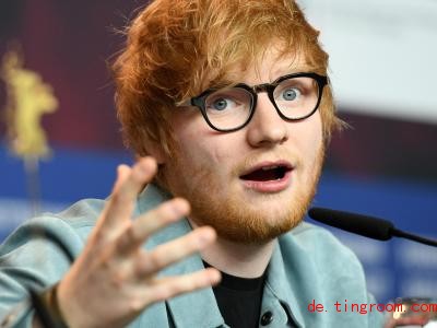  Sänger Ed Sheeran hattte Zeit. Und malte deswegen bunte Bilder. Foto: Maurizio Gambarini 