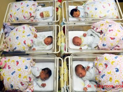  In Deutschland werden jeden Tag etwa 2000 Kinder geboren. In anderen Ländern sind es oft noch viel mehr. Foto: Waltraud Grubitzsch/zb/dpa 