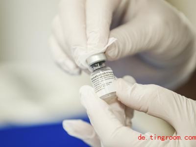  Am 27. Dezember soll es auch in Deutschland mit den Impfungen gegen das Coro<em></em>navirus losgehen. Foto: Danny Lawson/PA Wire/dpa 