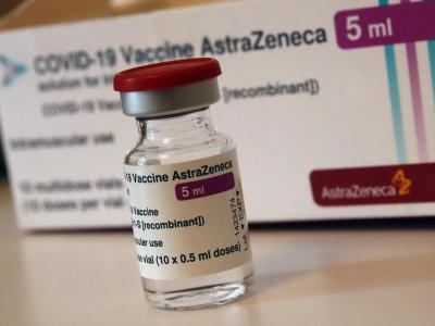  Einige Länder impfen erstmal nicht mehr mit dem Impfstoff Astrazeneca. Foto: Christophe Ena/AP/dpa 